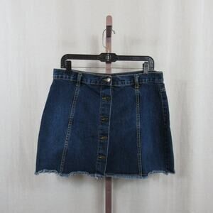 Permanent Size 11 Dark Blue Denim Front Button Frayed Hem Mini Skirt y2k preppy